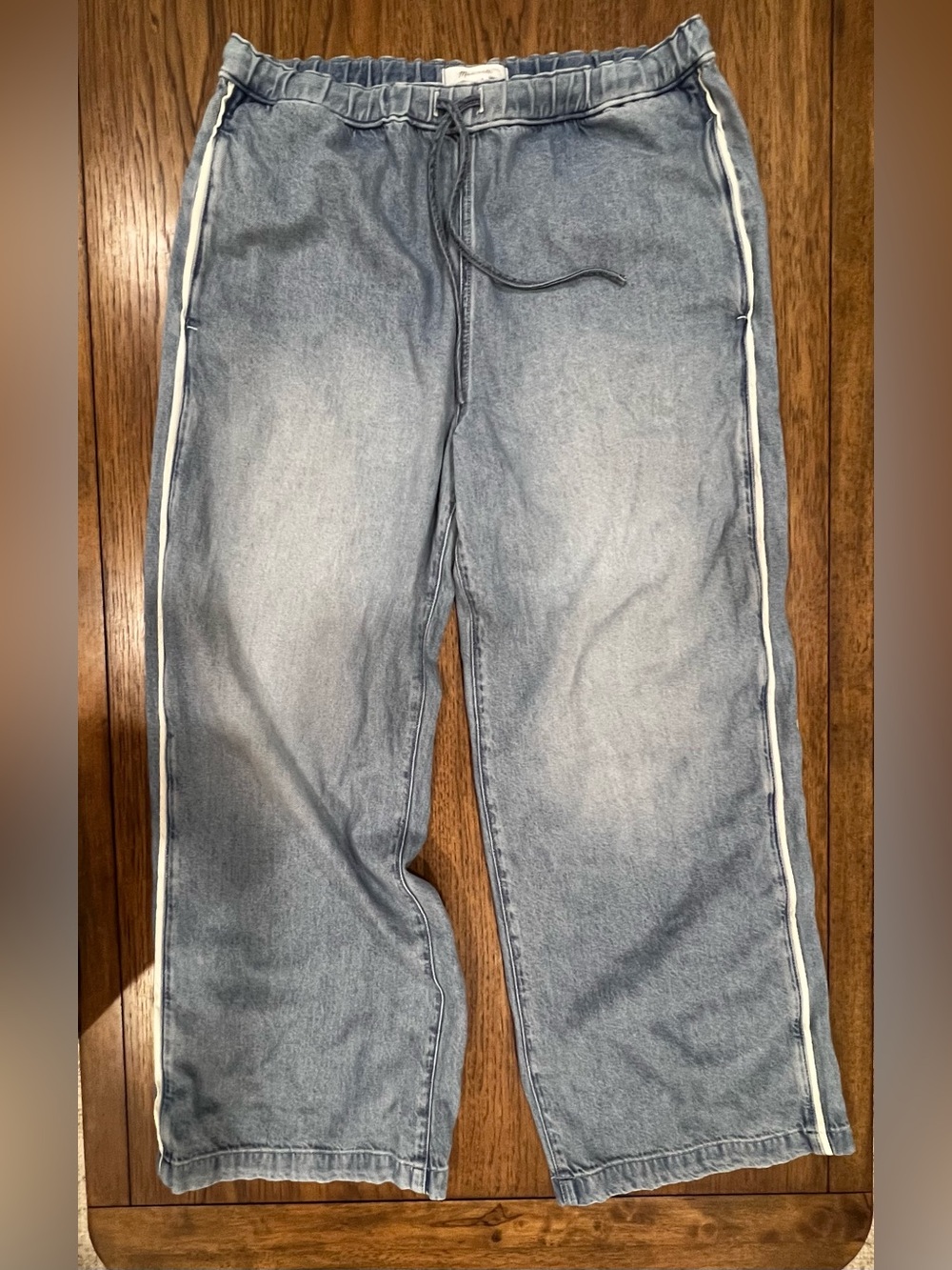 Madewell Light Blue Relaxed Denim Jeans with White Side Stripe